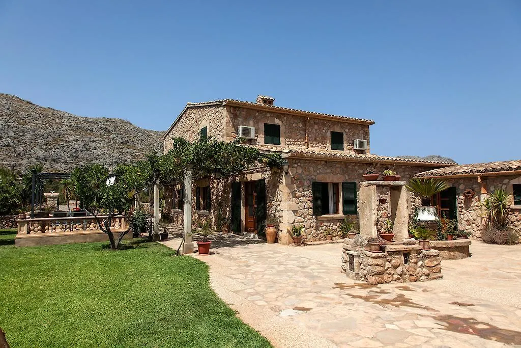 Toni Mosca Villa Pollenca 0*,  Spain