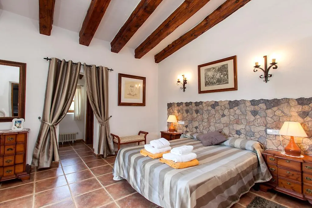 Toni Mosca Villa Pollenca 0*,  Spain