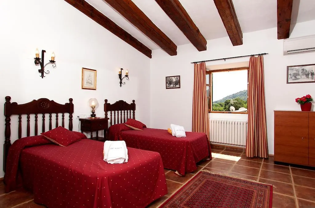 Toni Mosca Villa Pollenca Spain