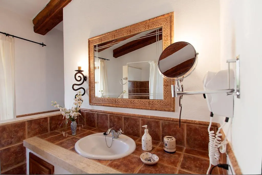 Toni Mosca Villa Pollenca Spain